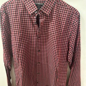 Express Men's Red/Black Checkered Long Sleeve Button Up Shirt. Size Large.